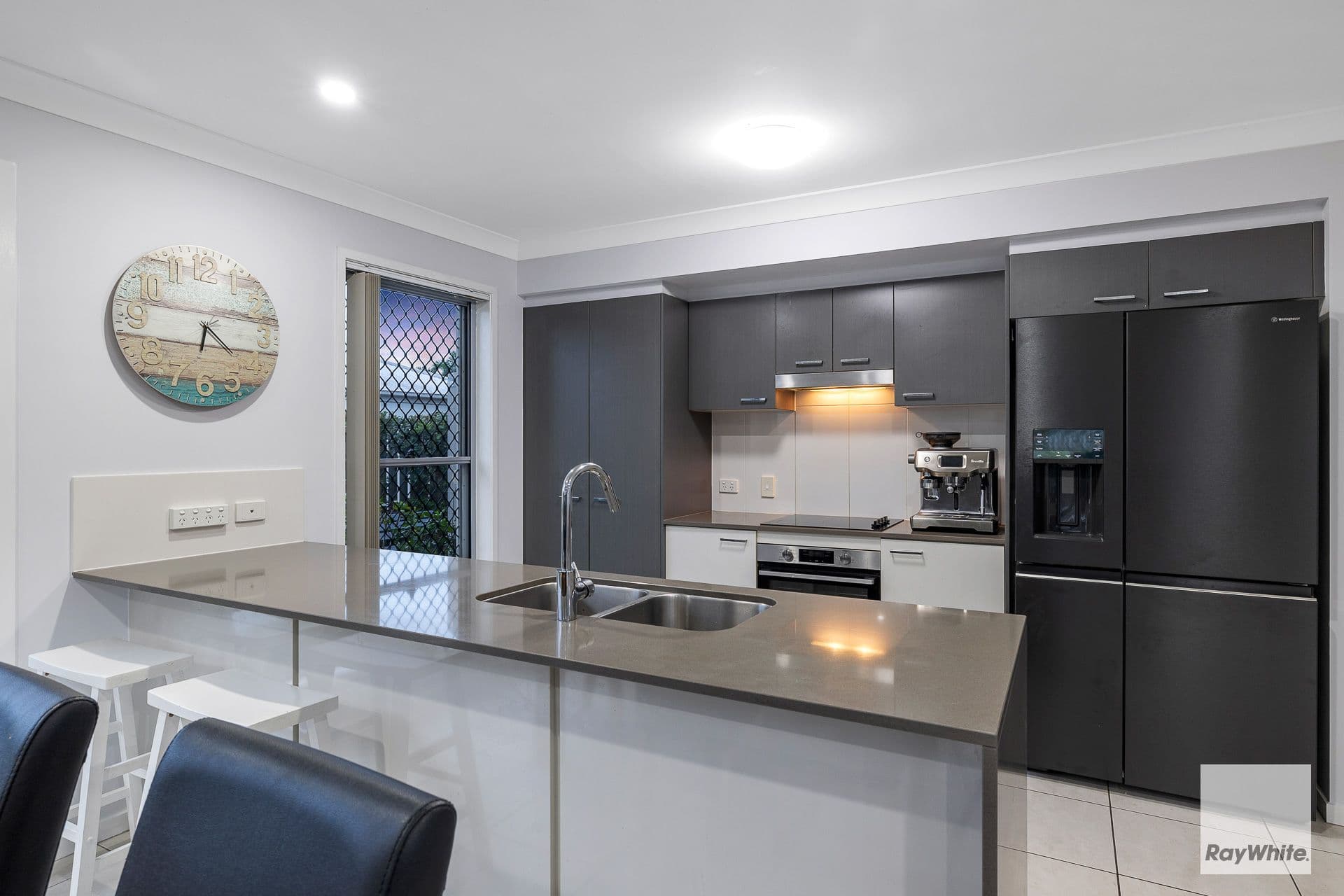 4 Baradine Street, Mount Cotton QLD 4165, Mount Cotton - Thumbnail 3