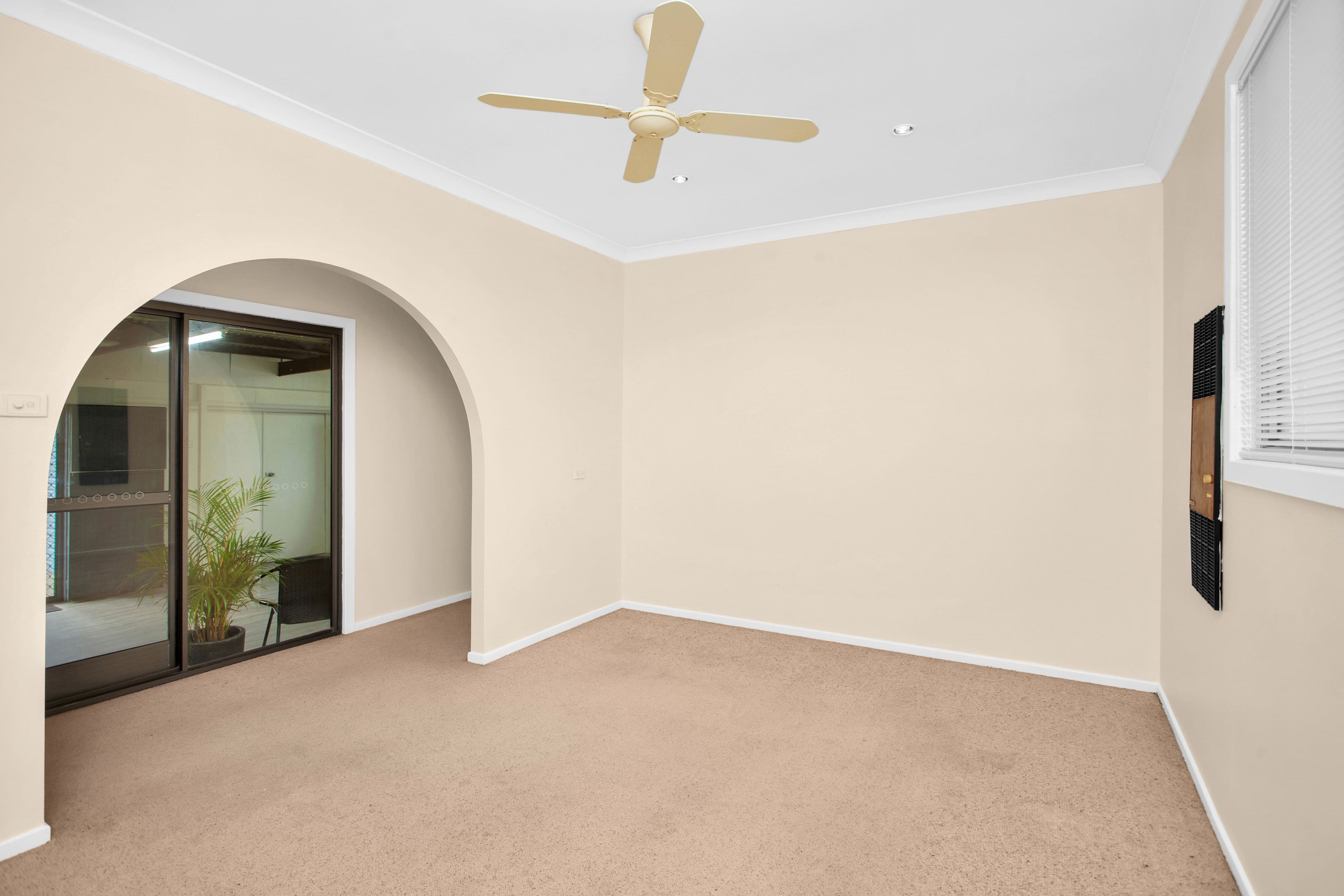 35 Wingham Road, Taree NSW 2430, Taree - Thumbnail 5
