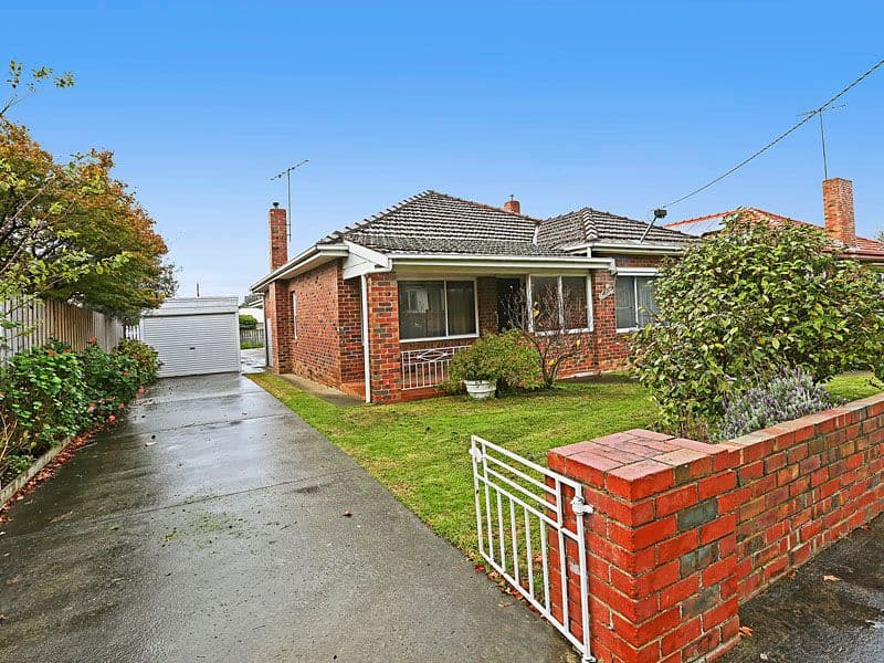 10 Philip Street, MANIFOLD HEIGHTS VIC 3218, Manifold Heights - Image 1
