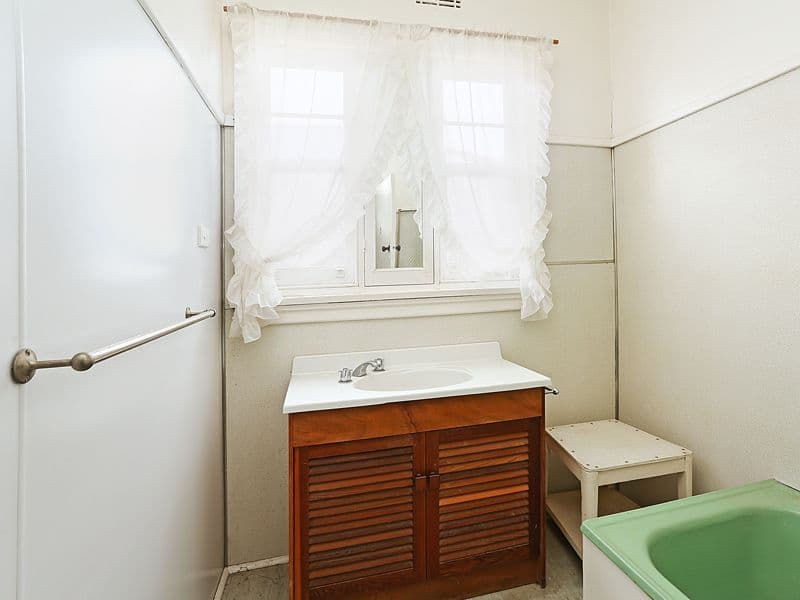 10 Philip Street, MANIFOLD HEIGHTS VIC 3218, Manifold Heights - Thumbnail 7