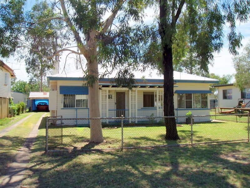 11 Burke Street, CHARLEVILLE QLD 4470, Charleville - Image 1