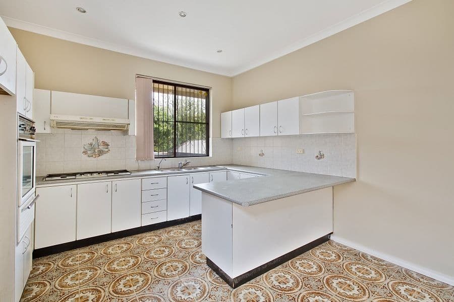 326 New Canterbury Road, DULWICH HILL NSW 2203, Lewisham - Thumbnail 2