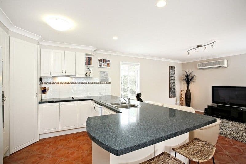 9 Seabrook Circuit, WESTLAKE QLD 4074, Westlake - Thumbnail 7