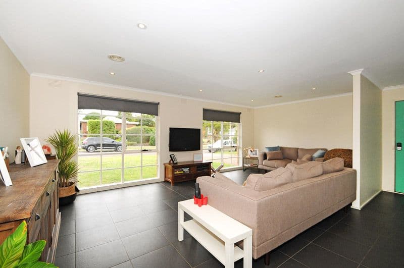 7 Mudlark Court, Carrum Downs VIC 3201, Carrum Downs - Thumbnail 2