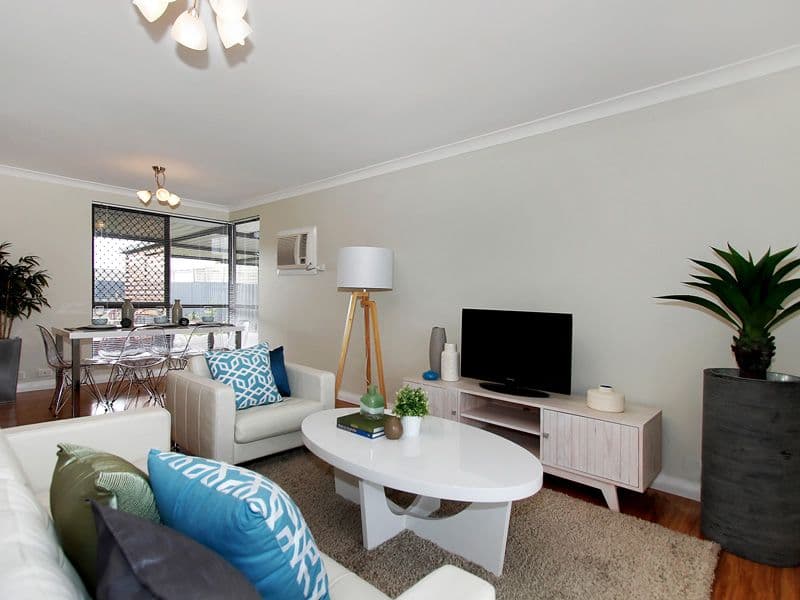41 Willmott Drive, COOLOONGUP WA 6168, Cooloongup - Thumbnail 2