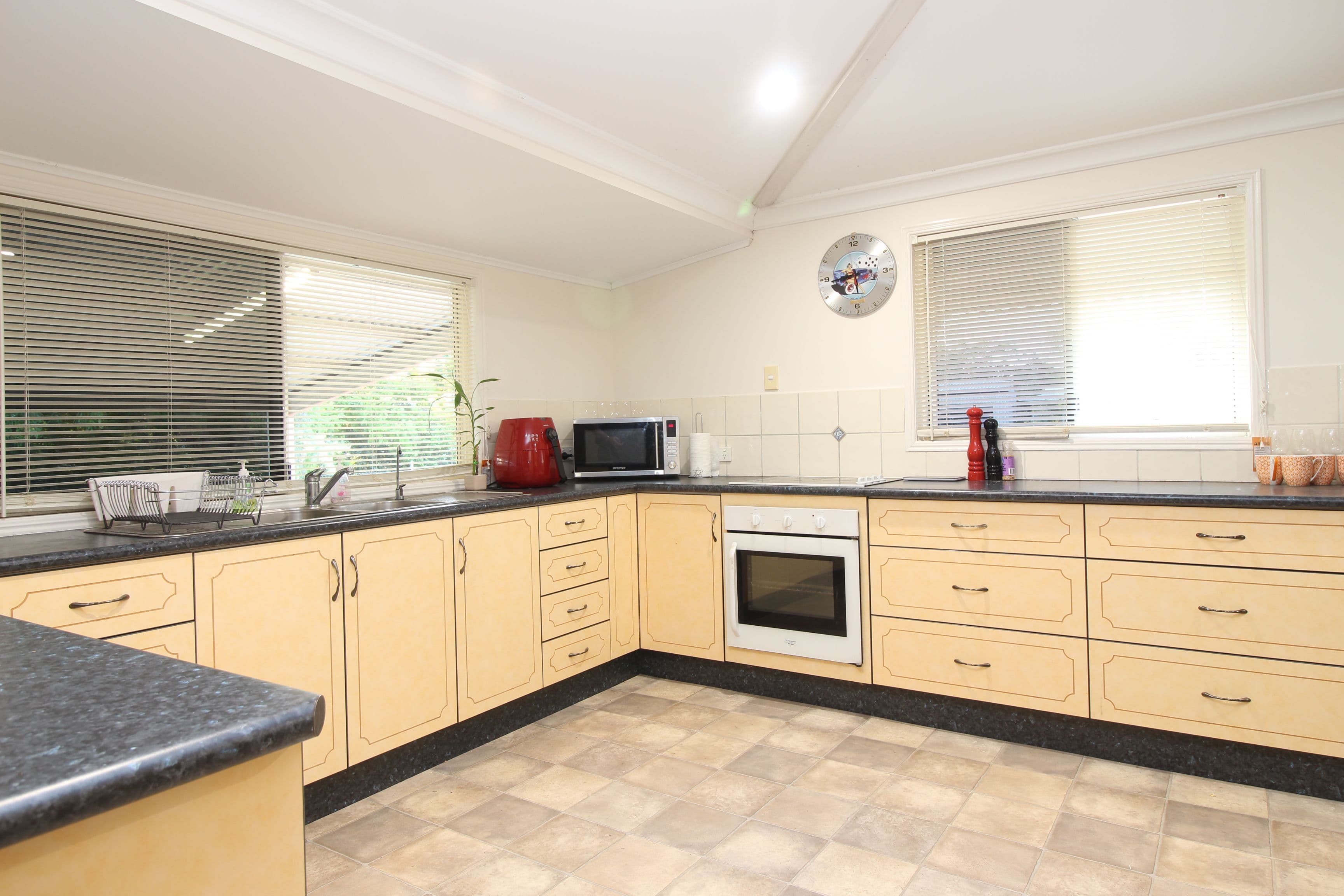18 Rodeo Court, Emerald QLD 4720, Emerald - Thumbnail 6