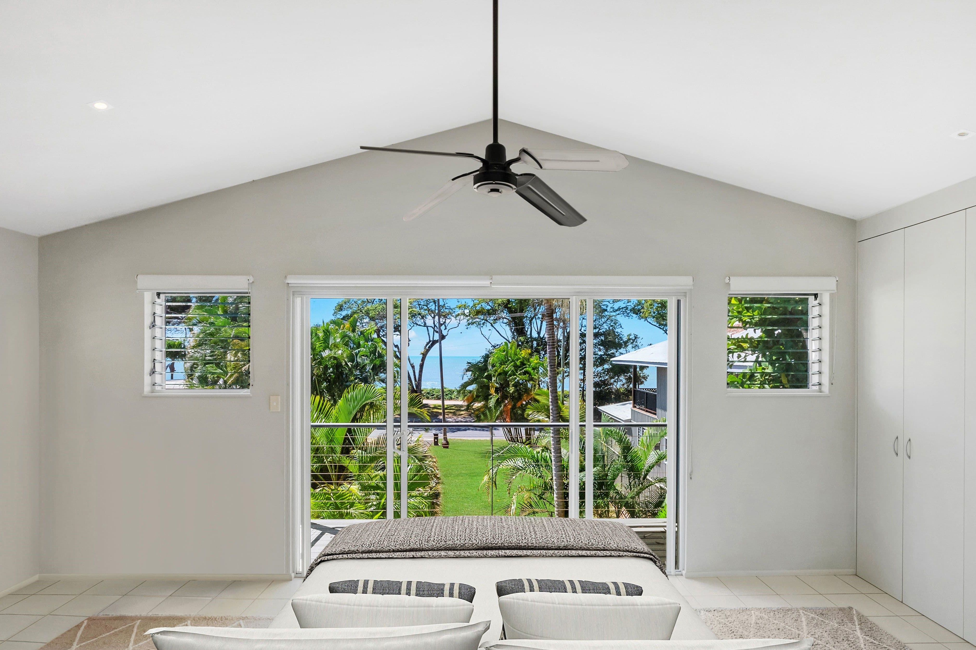 35 Arlington Esplanade, Clifton Beach QLD 4879, Clifton Beach - Image 1