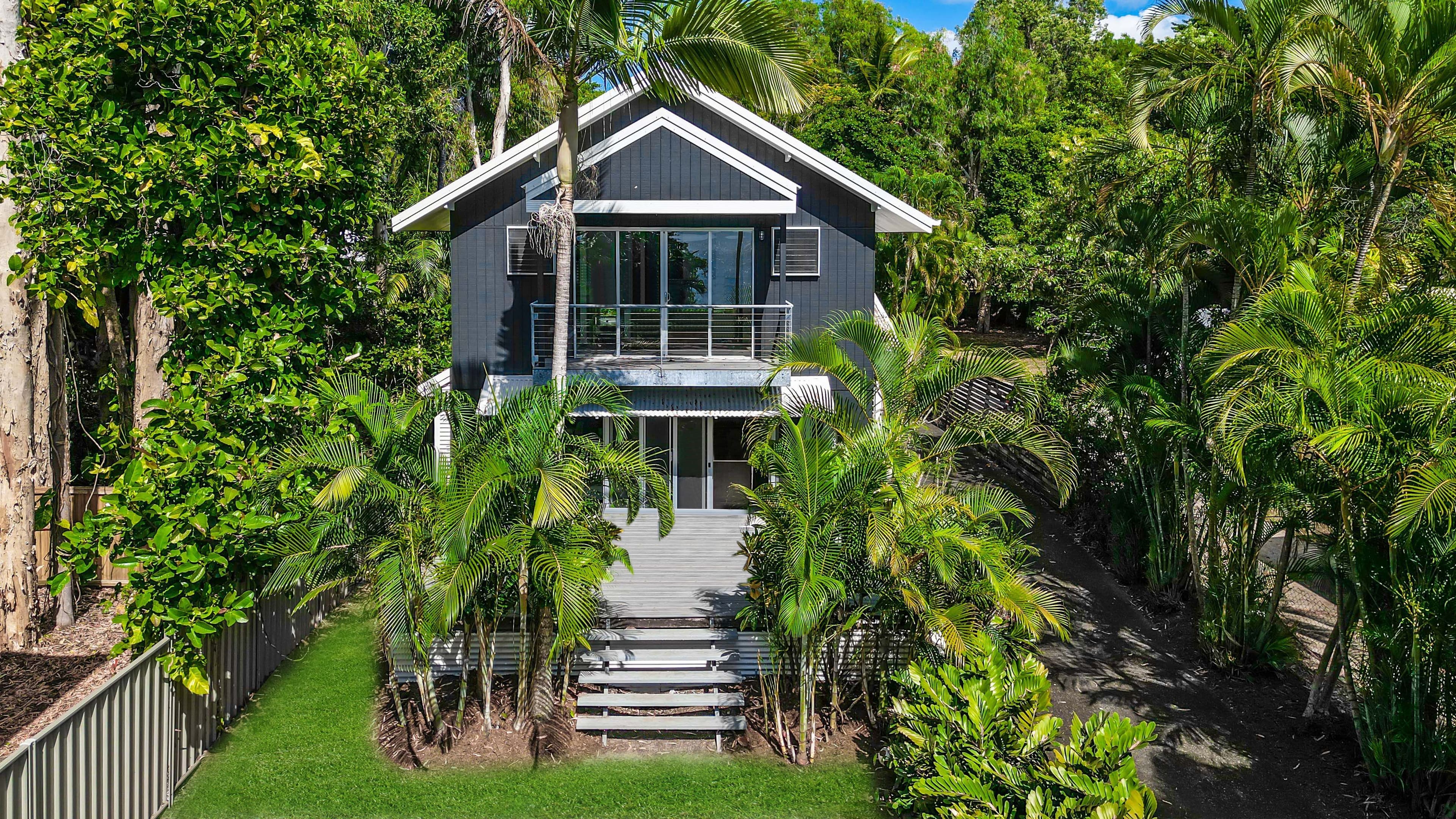 35 Arlington Esplanade, Clifton Beach QLD 4879, Clifton Beach - Thumbnail 2