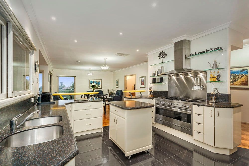 14 Clematis Court, WARRANDYTE VIC 3113, Warrandyte - Thumbnail 4