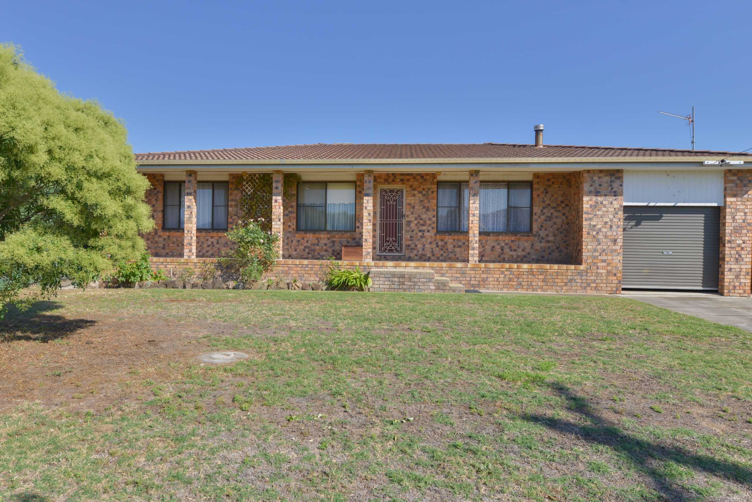 4 Lindon Crescent, Kootingal - Thumbnail 2
