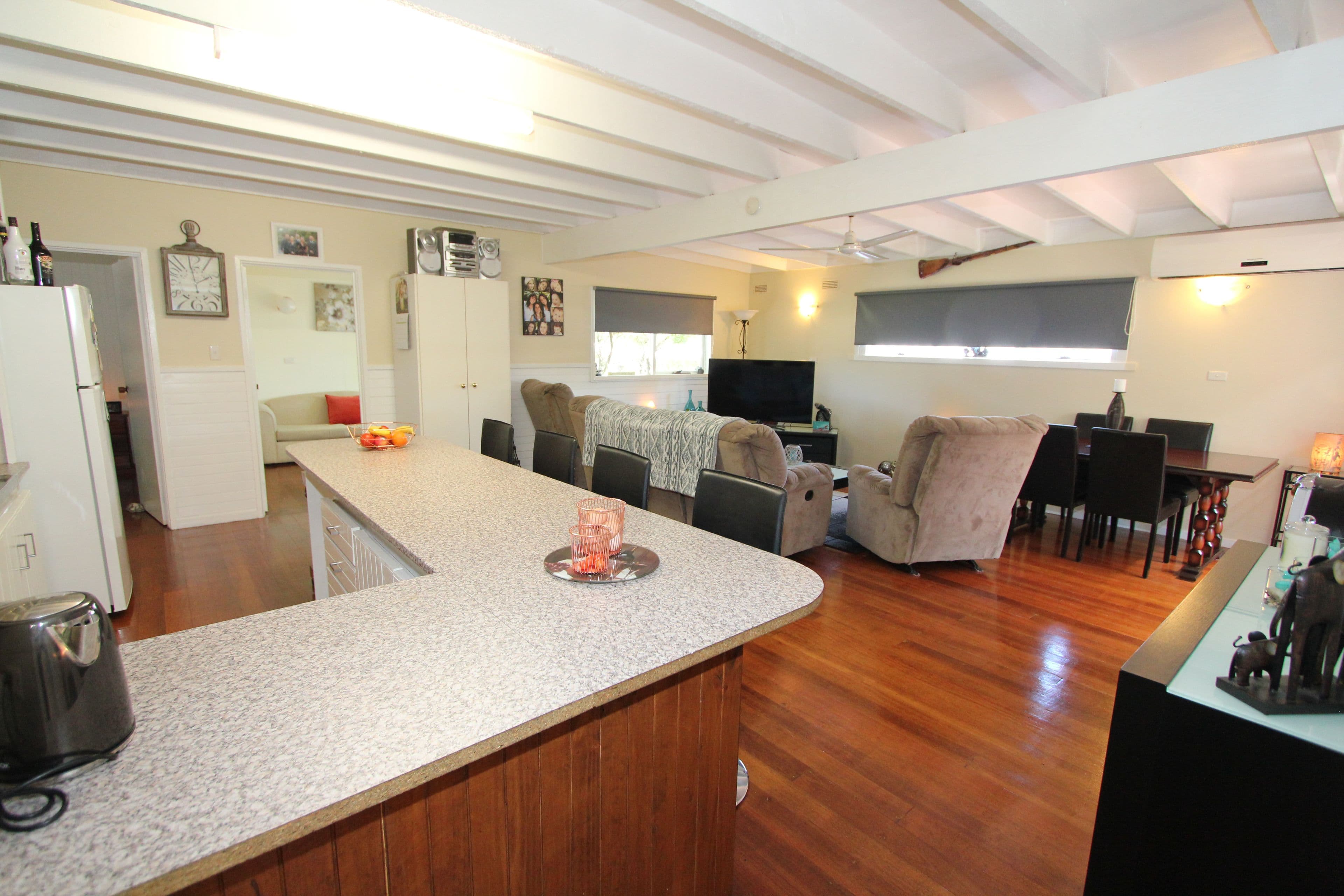 32 Hobson Parade, Cowes VIC 3922, Cowes - Thumbnail 2