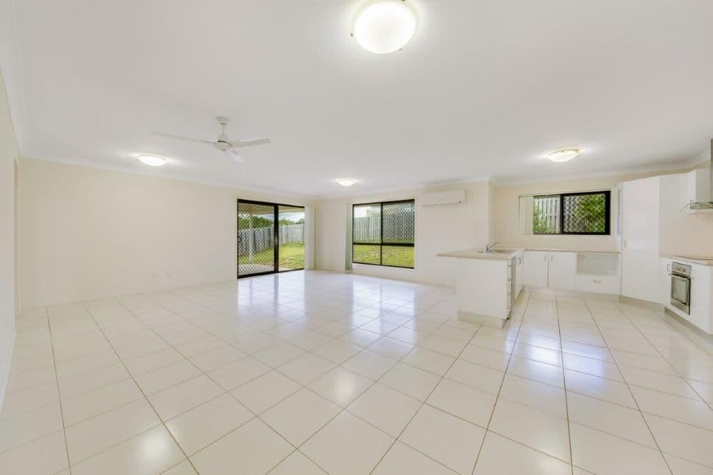 8 Peter Corones Drive, Kirkwood QLD 4680, Kirkwood - Thumbnail 3