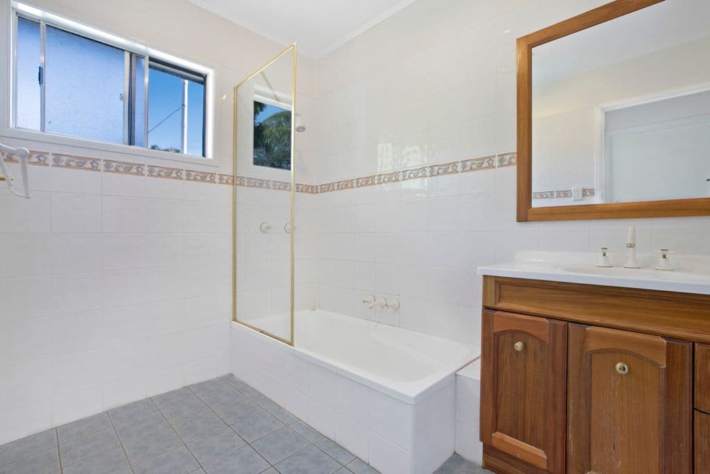 24 Roy Street, THORNESIDE QLD 4158, Thorneside - Thumbnail 8