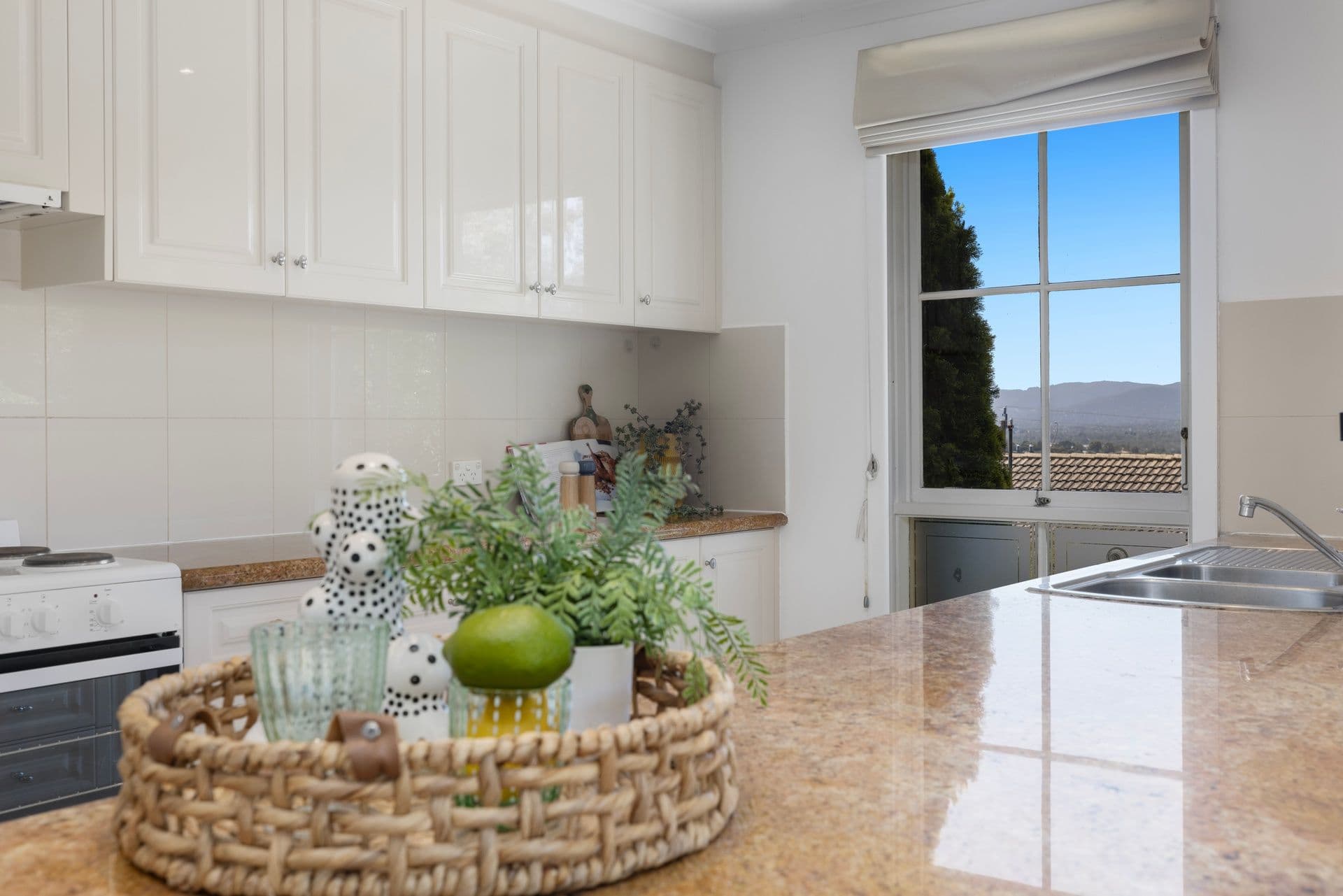 72 Wilson Road, Glen Waverley VIC 3150, Glen Waverley - Thumbnail 6