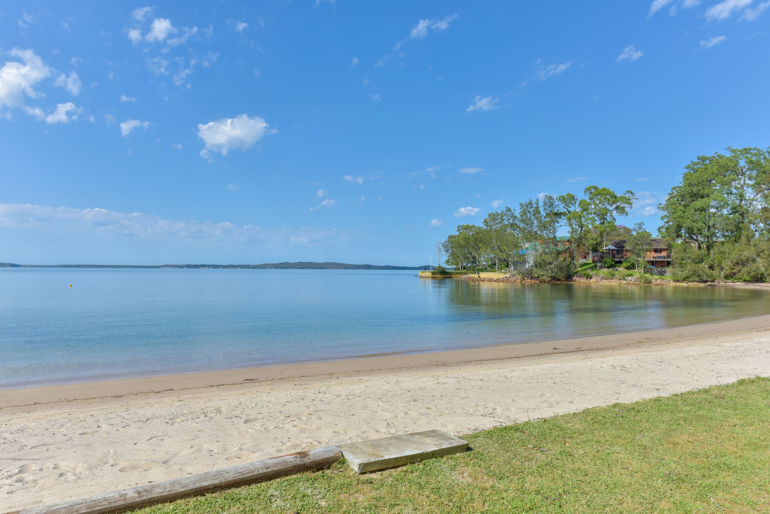 174 Cove Boulevard, North Arm Cove - Thumbnail 5