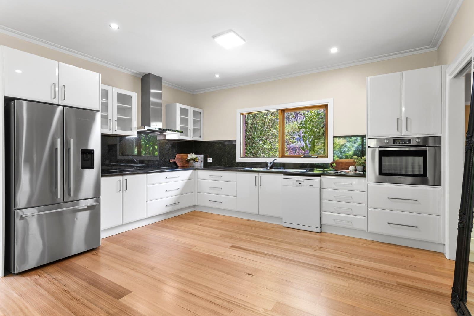 120 Hamilton Road, New Gisborne - Thumbnail 5