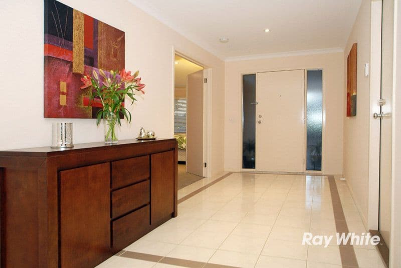 40 Melington Drive, LYNDHURST VIC 3975, Lyndhurst - Thumbnail 2
