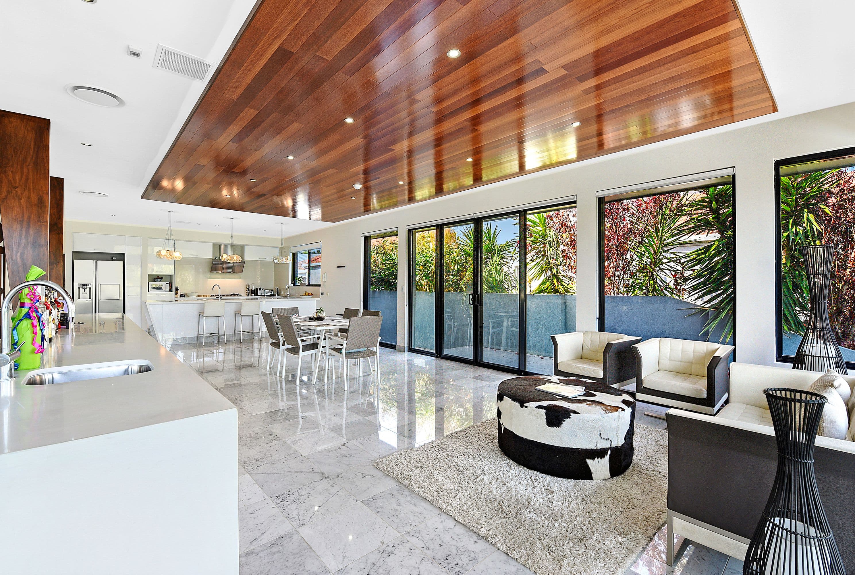 98 Cabana Boulevard, Benowa Waters QLD 4217, Benowa - Image 1