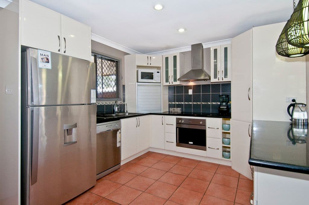 10 Limosa Court, Crestmead QLD 4132, Crestmead - Image 1