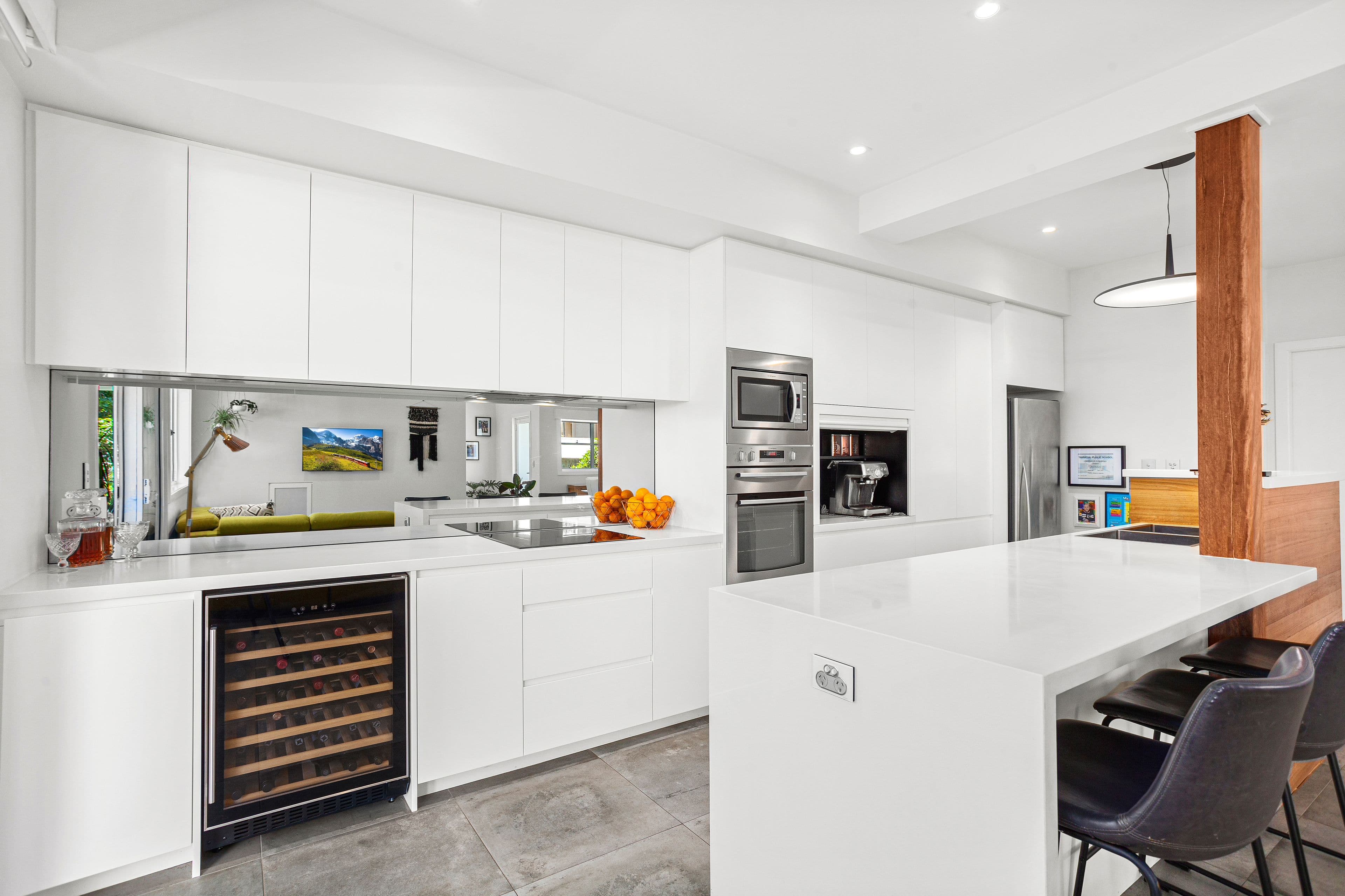 9 Raymond Road, Thirroul - Thumbnail 2