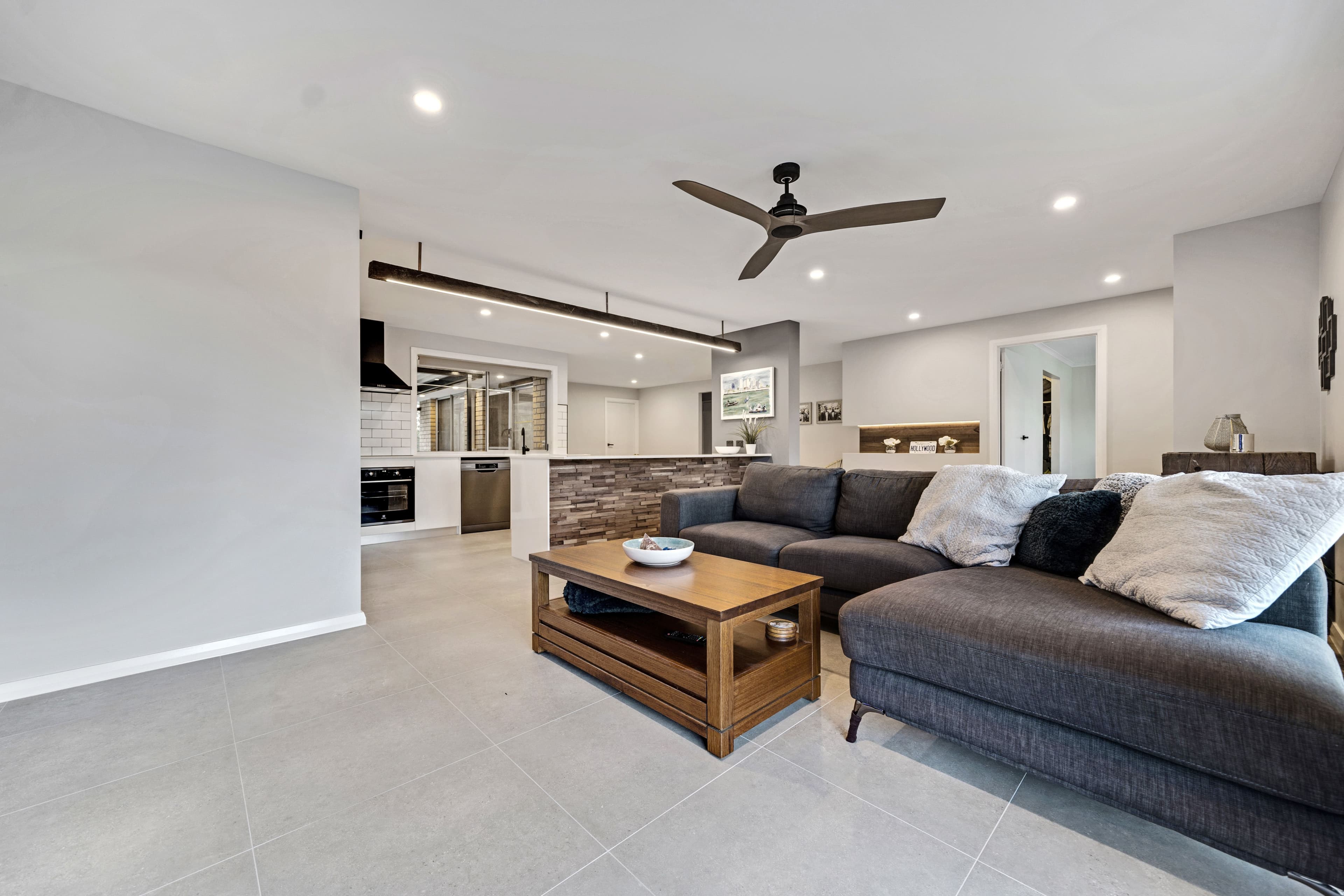 4 Village Drive, Daisy Hill QLD 4127, Daisy Hill - Image 1