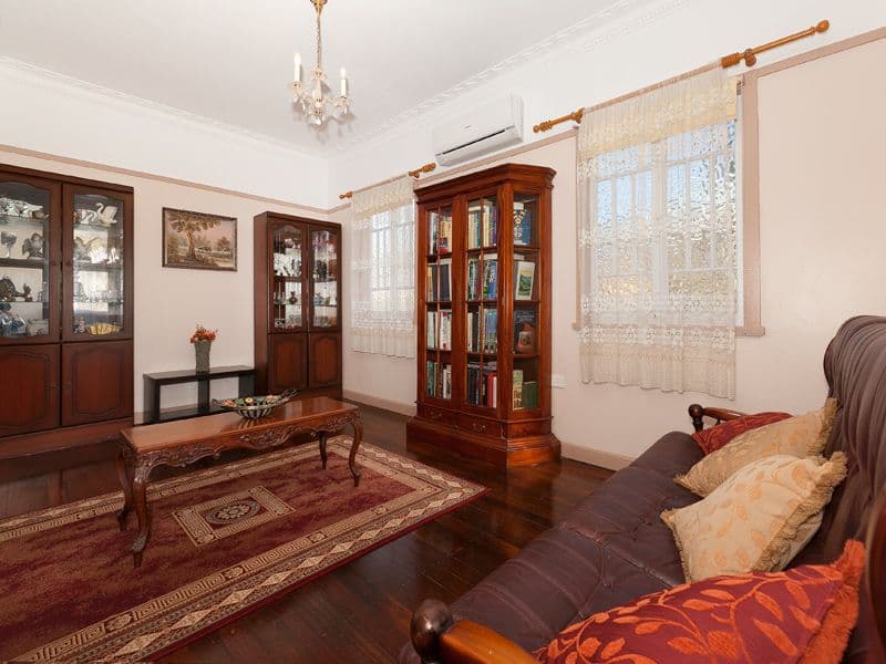 75 Graceville Avenue, GRACEVILLE QLD 4075, Graceville - Thumbnail 3