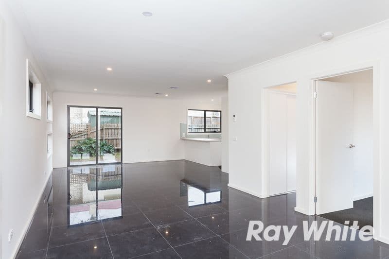 34 Eramosa Road East, SOMERVILLE VIC 3912, Somerville - Thumbnail 4