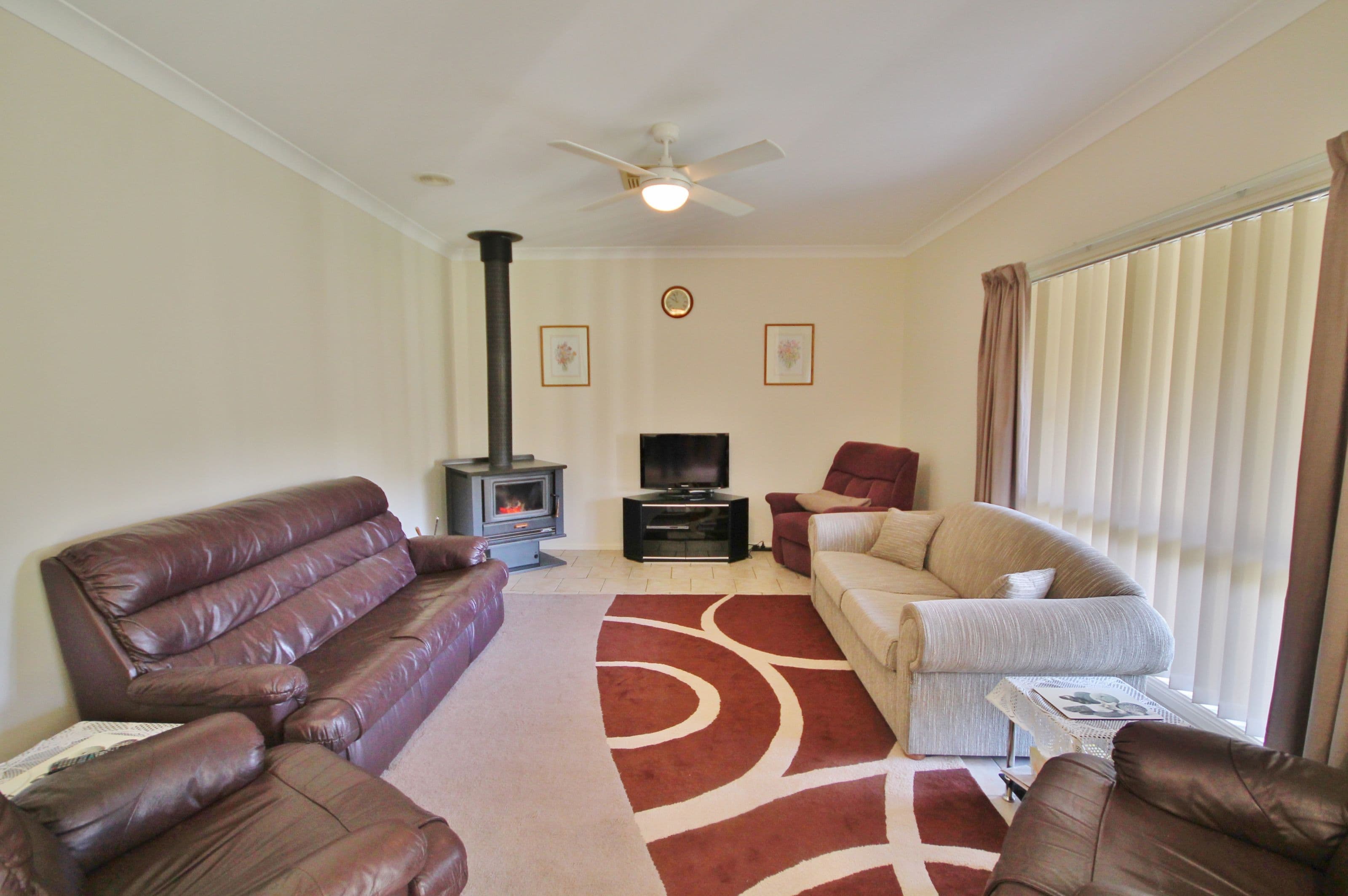 39 Burrows Road, Young NSW 2594, Young - Thumbnail 4