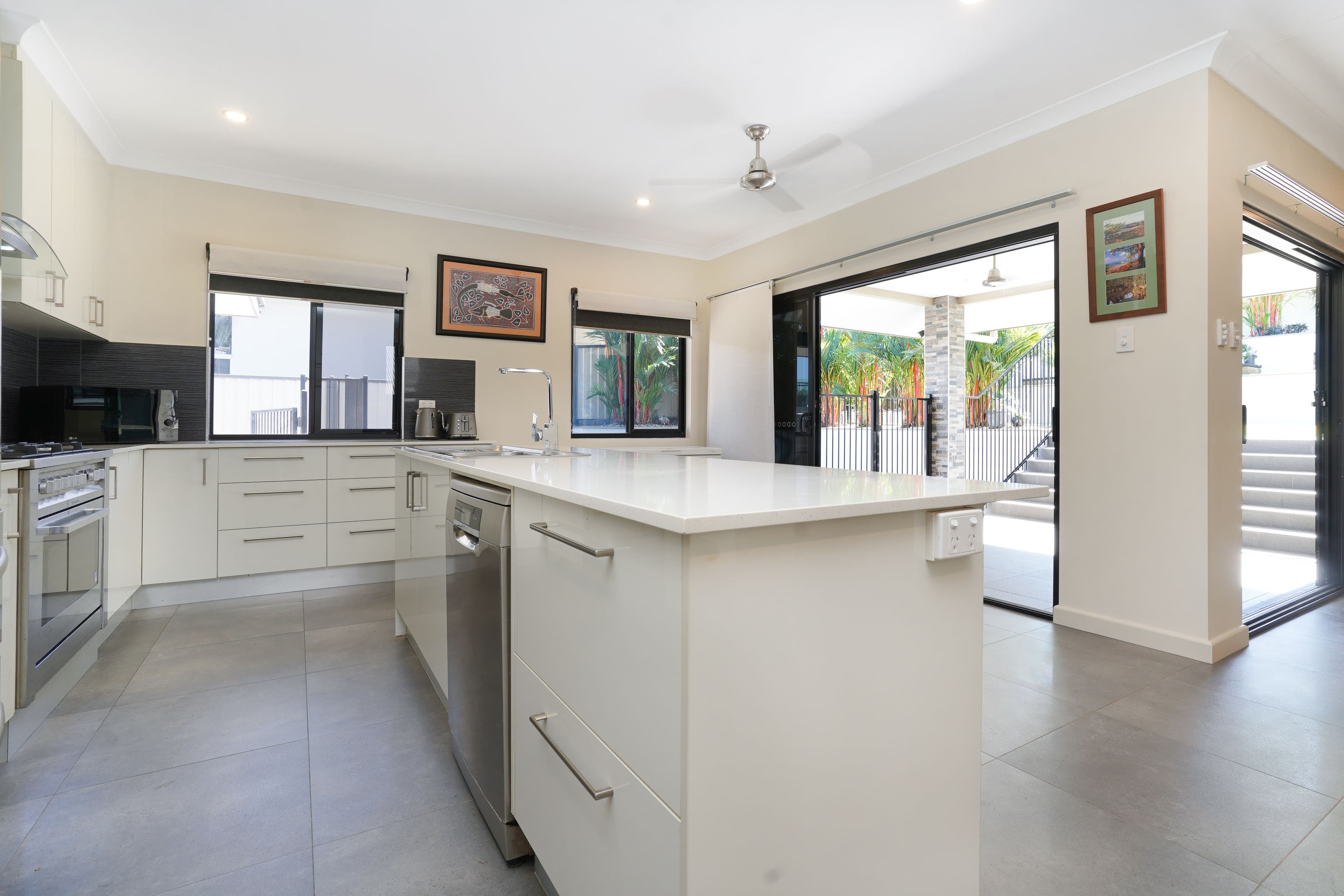 22 Haultain Crescent, Durack NT 0830, Durack - Thumbnail 4