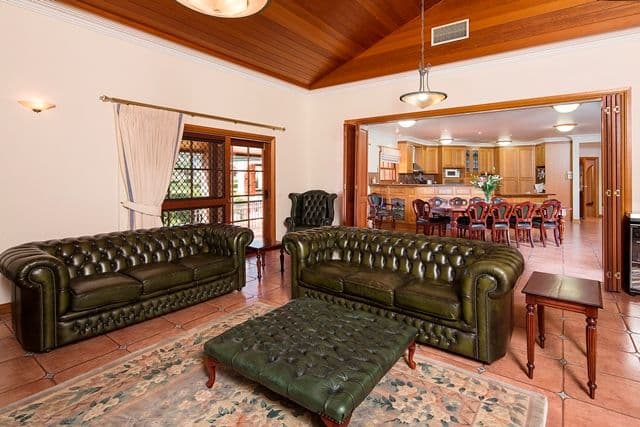 16 Neville Road, BRIDGEMAN DOWNS QLD 4035, Bridgeman Downs - Thumbnail 6