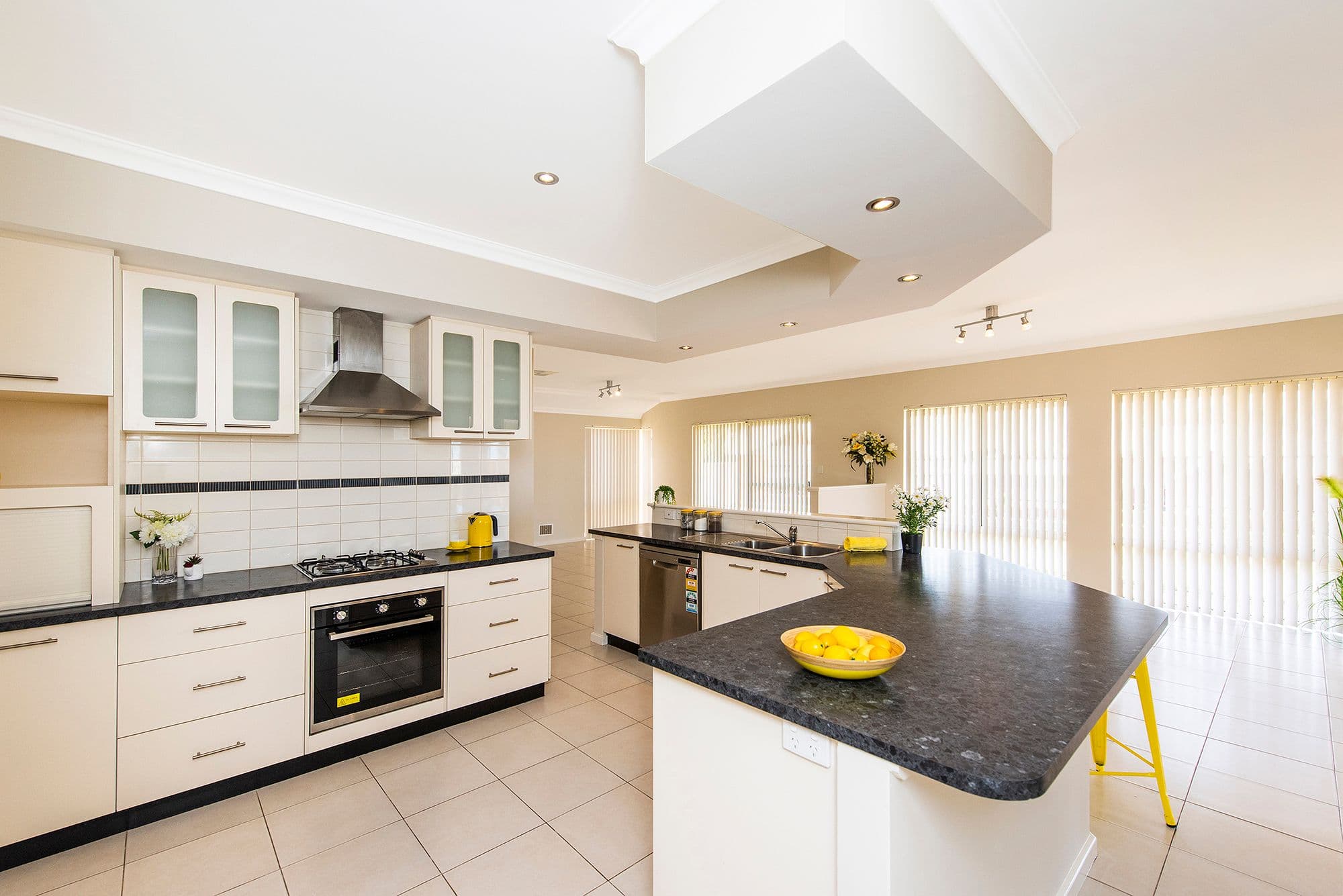 17 Rewell Terrace, Baldivis WA 6171, Baldivis - Thumbnail 2