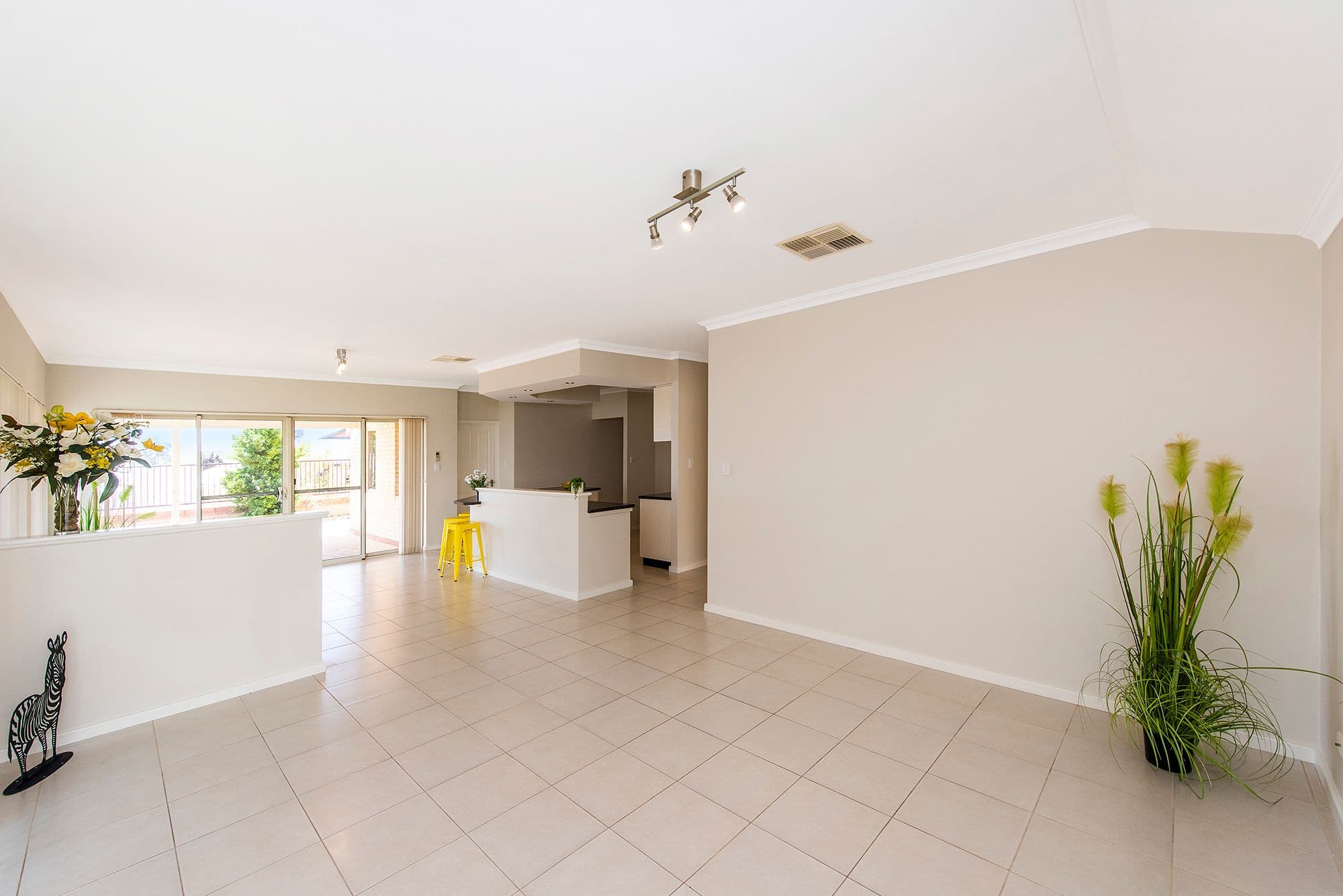 17 Rewell Terrace, Baldivis WA 6171, Baldivis - Thumbnail 3