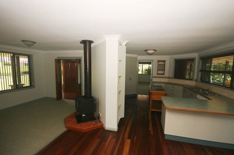 8 Grevillia Drive, Waterview Heights - Thumbnail 5