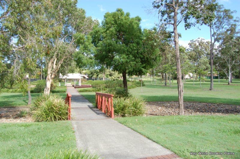 14 Forestglen Crescent, BROWNS PLAINS QLD 4118, Browns Plains - Thumbnail 5