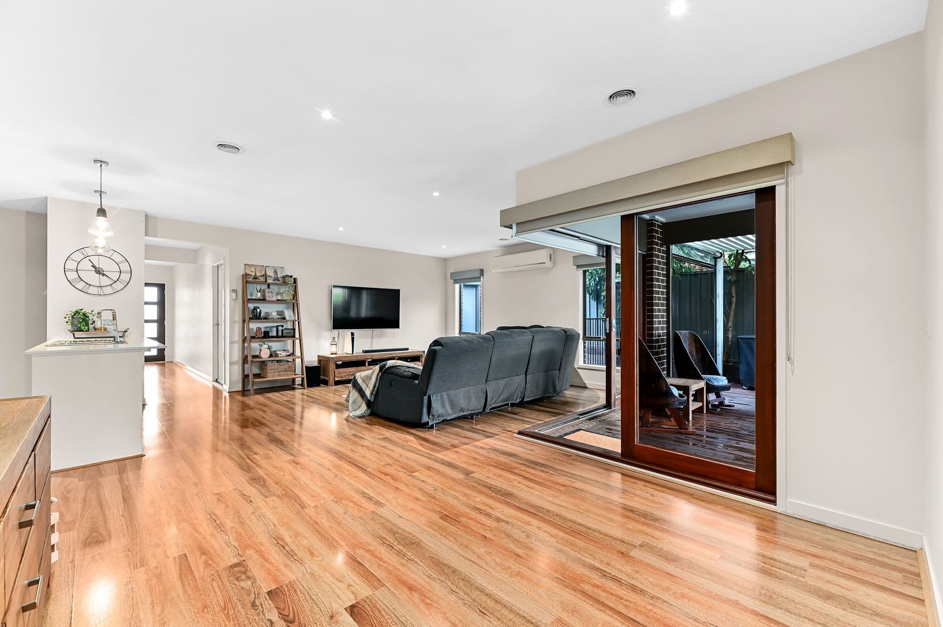 14 Bonneville Parade, Pakenham VIC 3810, Pakenham - Thumbnail 4