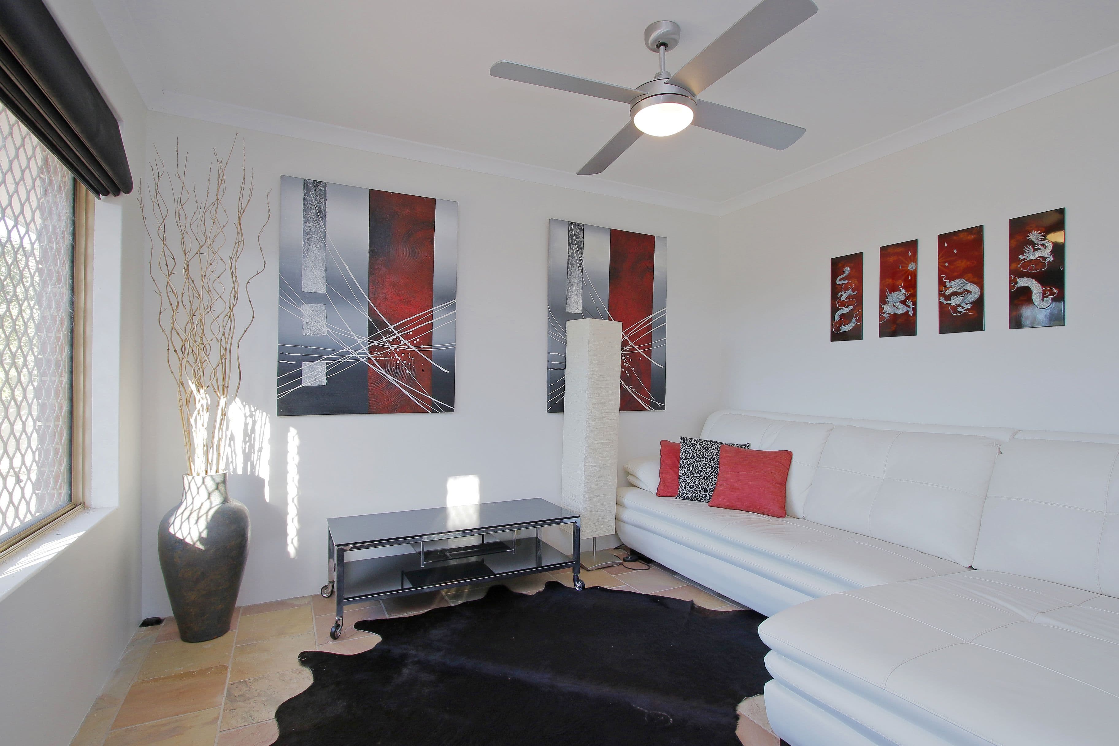 9 Torwood Close, Maddington WA 6109, Maddington - Thumbnail 2
