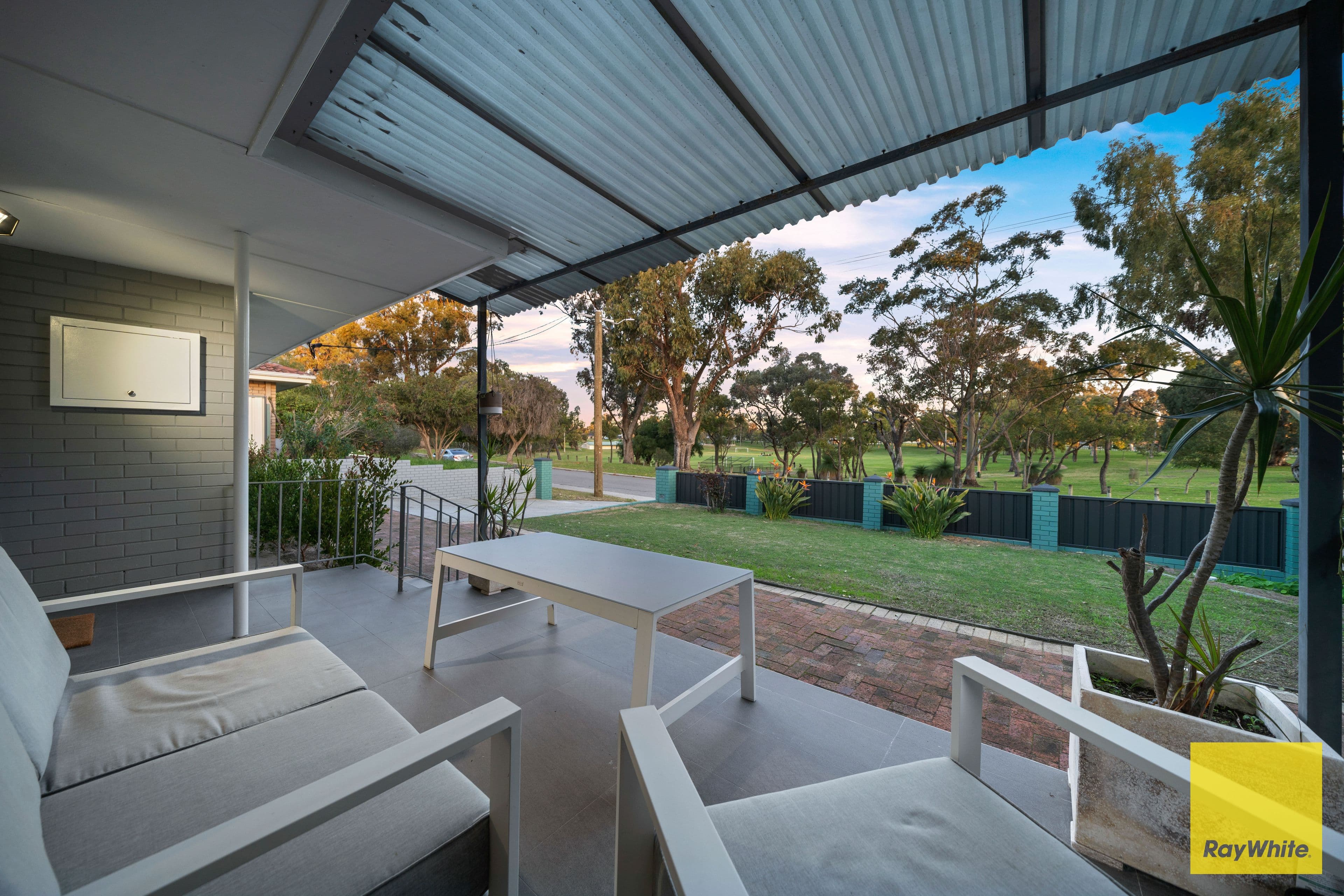 21 Rochester Circle, Balga WA 6061, Balga - Thumbnail 4