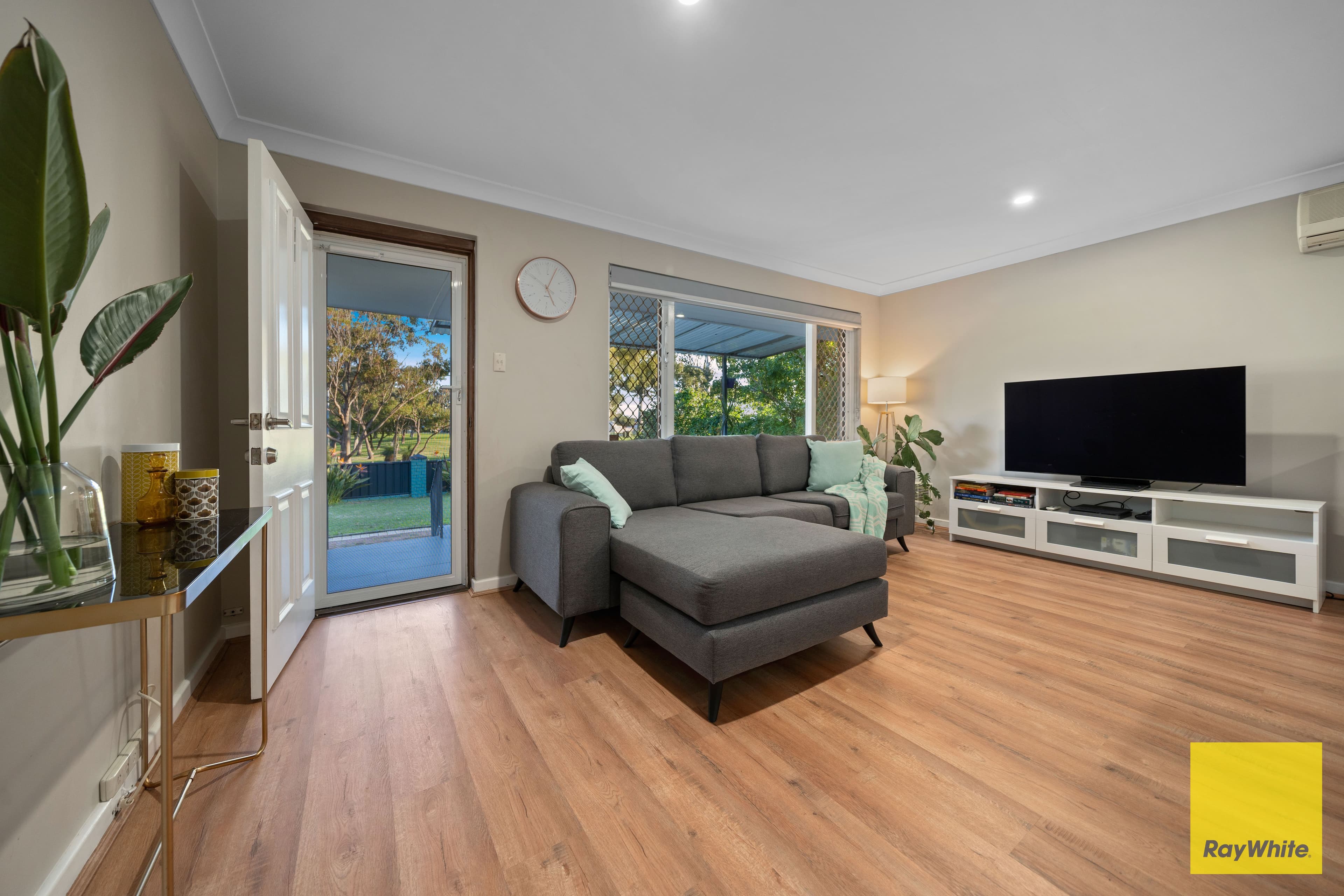 21 Rochester Circle, Balga WA 6061, Balga - Thumbnail 8