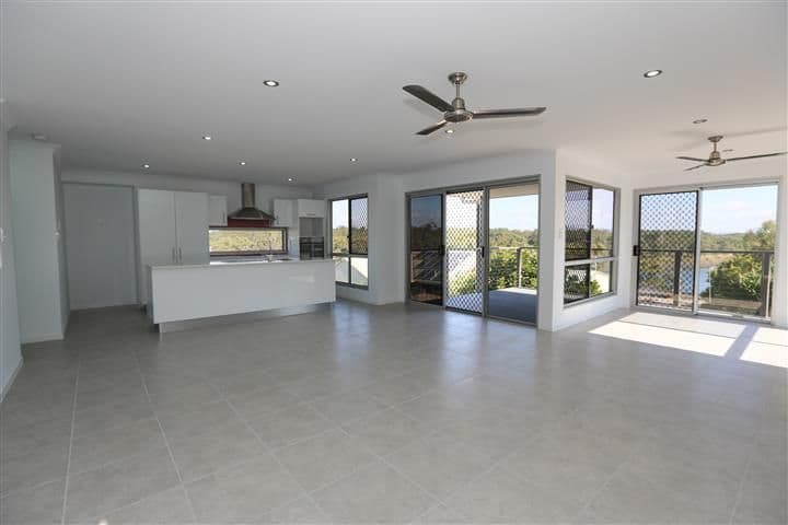 13 Richard Street, Boyne Island QLD 4680, Boyne Island - Thumbnail 2