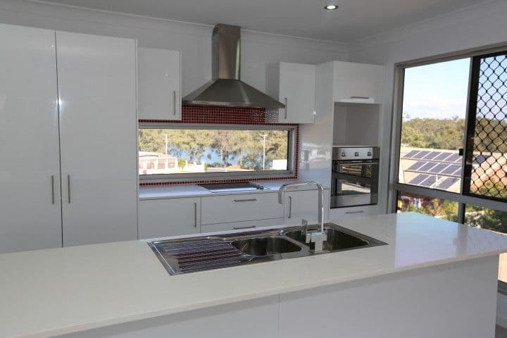 13 Richard Street, Boyne Island QLD 4680, Boyne Island - Thumbnail 3