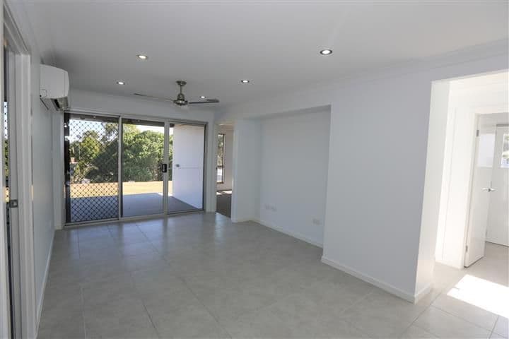 13 Richard Street, Boyne Island QLD 4680, Boyne Island - Thumbnail 4