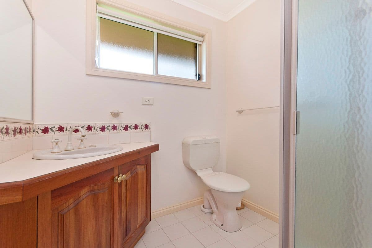 9 Clarke Street, Koroit VIC 3282, Koroit - Thumbnail 7