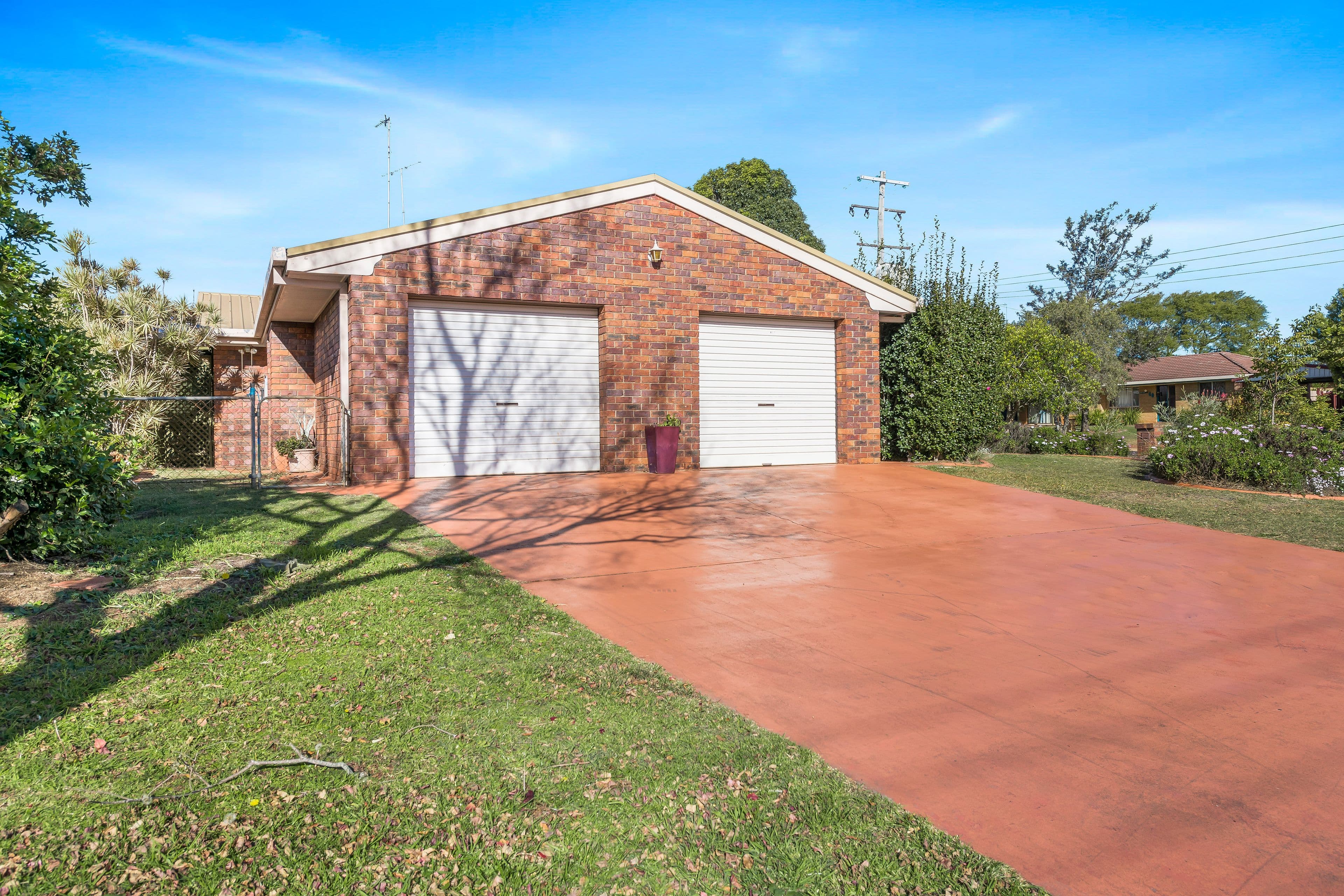 18 Ansett Court, Wilsonton QLD 4350, Wilsonton - Thumbnail 2