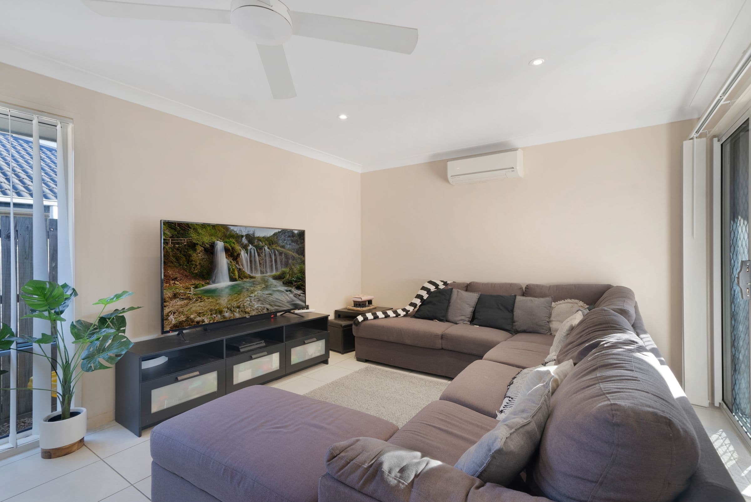 44 Manhattan Crescent, North Lakes QLD 4509, North Lakes - Thumbnail 4