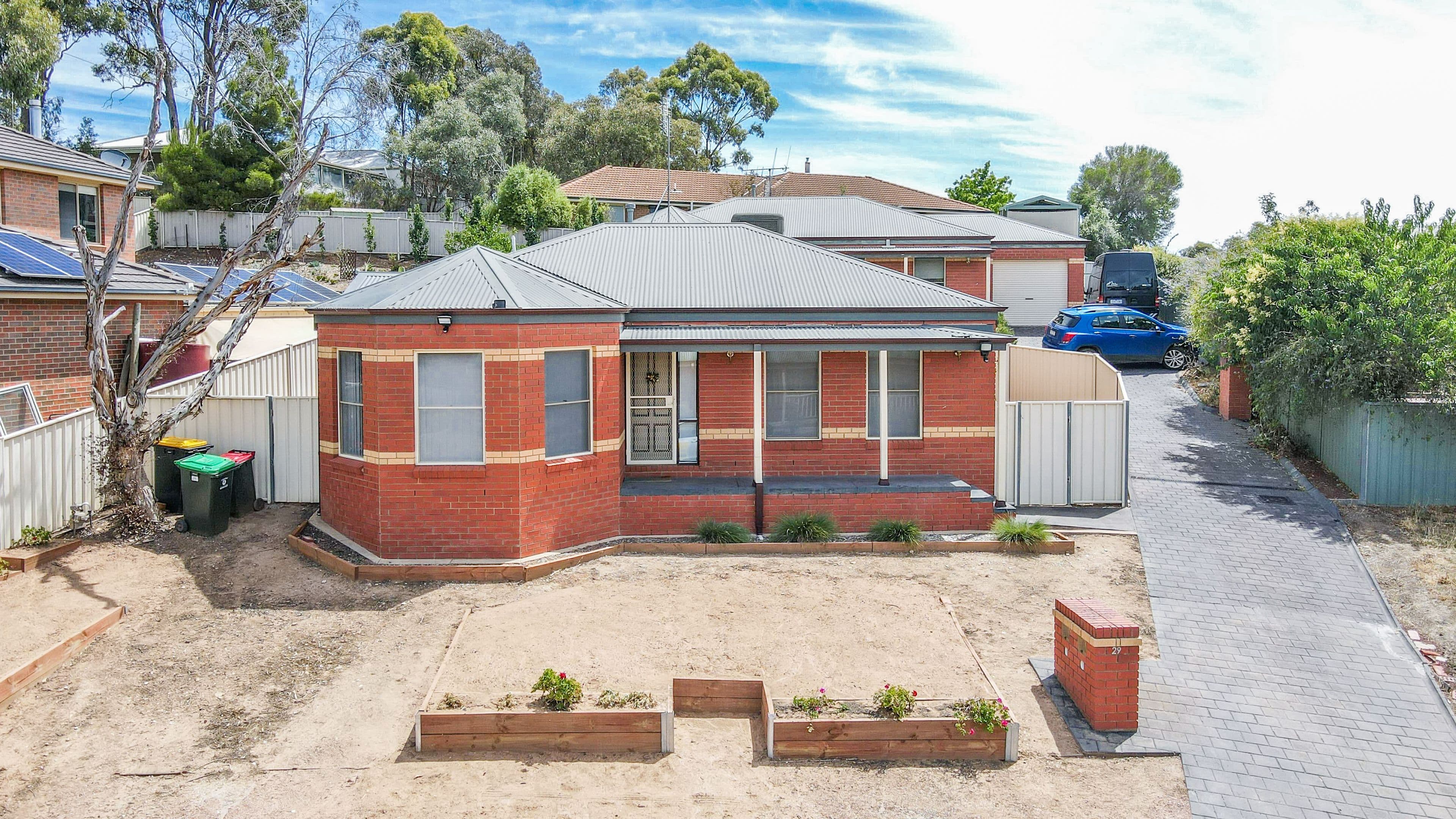 29 Derby Grove, Flora Hill VIC 3550, Flora Hill - Image 1