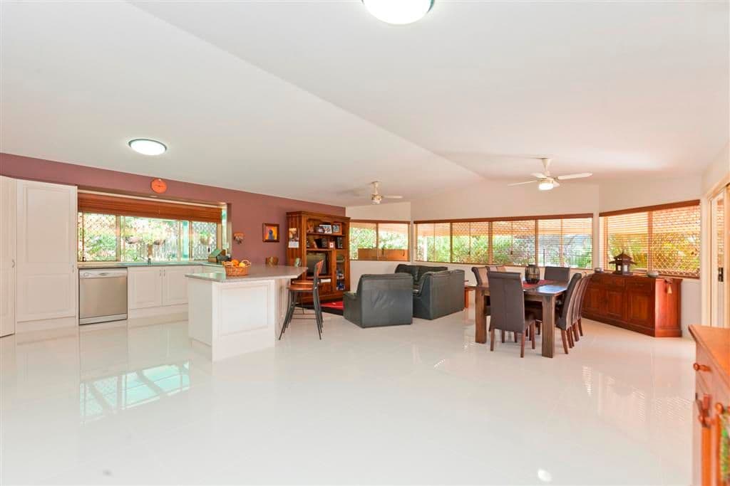 49 Hanover Drive, ALEXANDRA HILLS QLD 4161, Alexandra Hills - Thumbnail 5