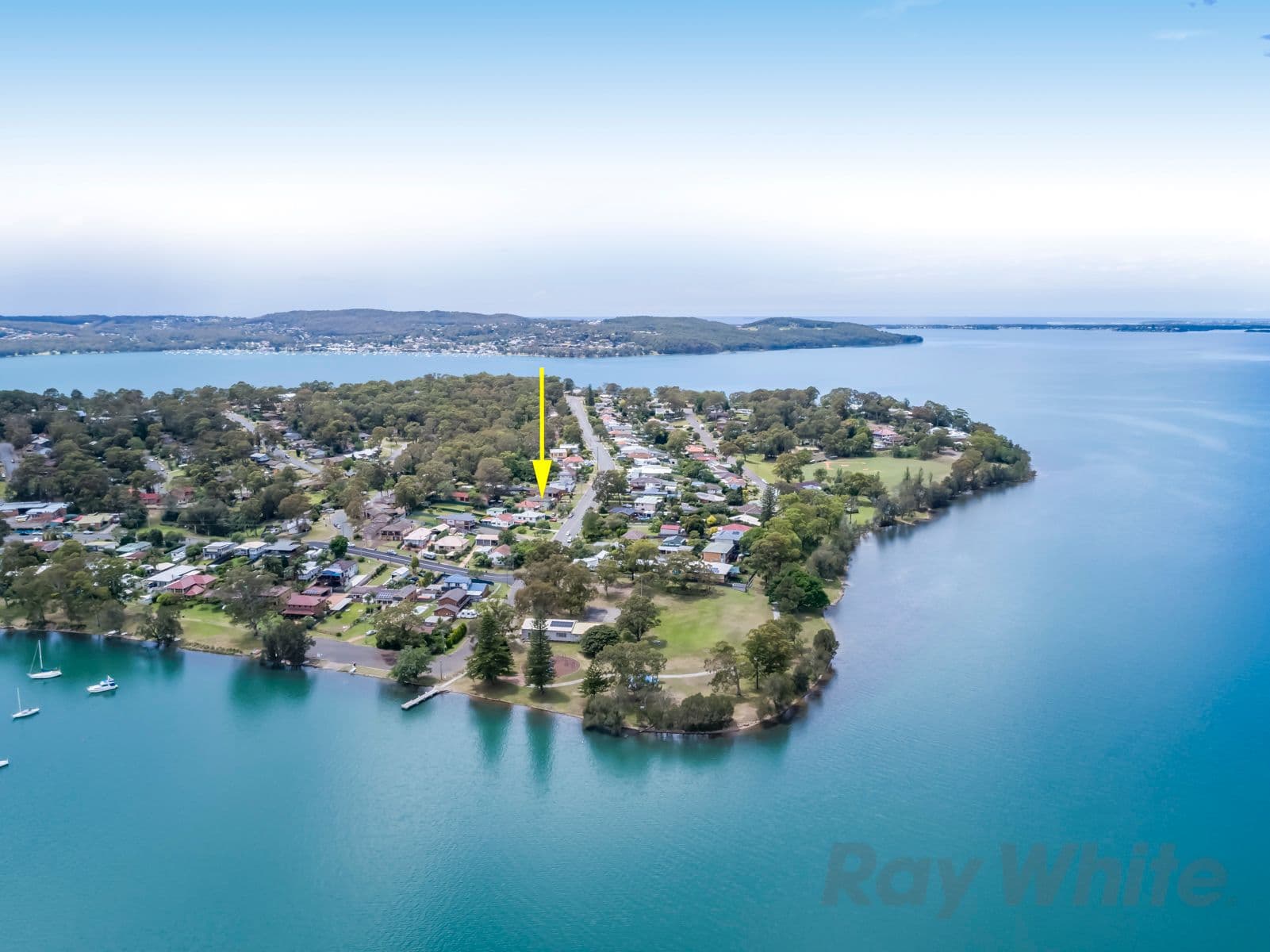 57 Middle Point Road, Bolton Point - Image 1