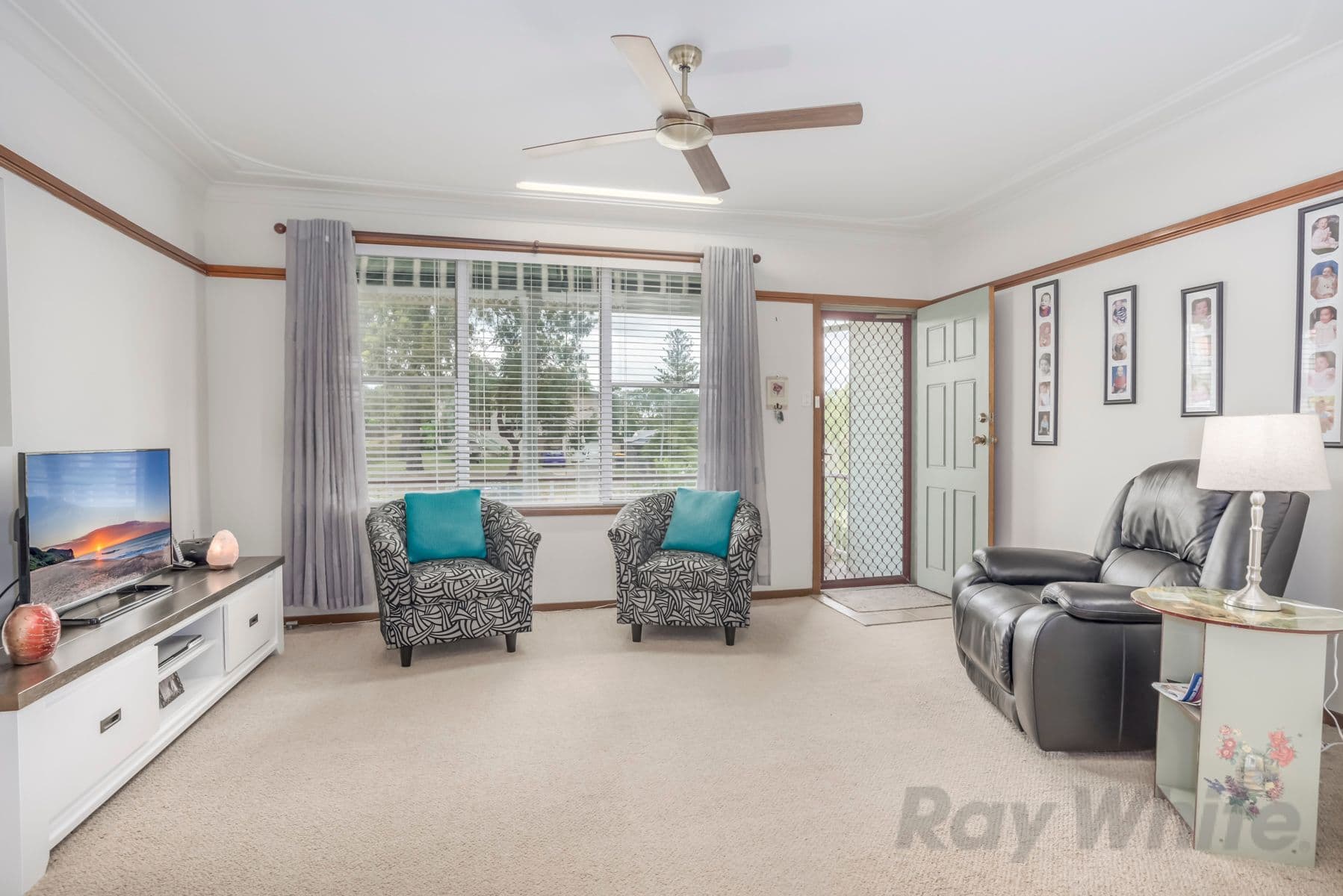 57 Middle Point Road, Bolton Point - Thumbnail 5
