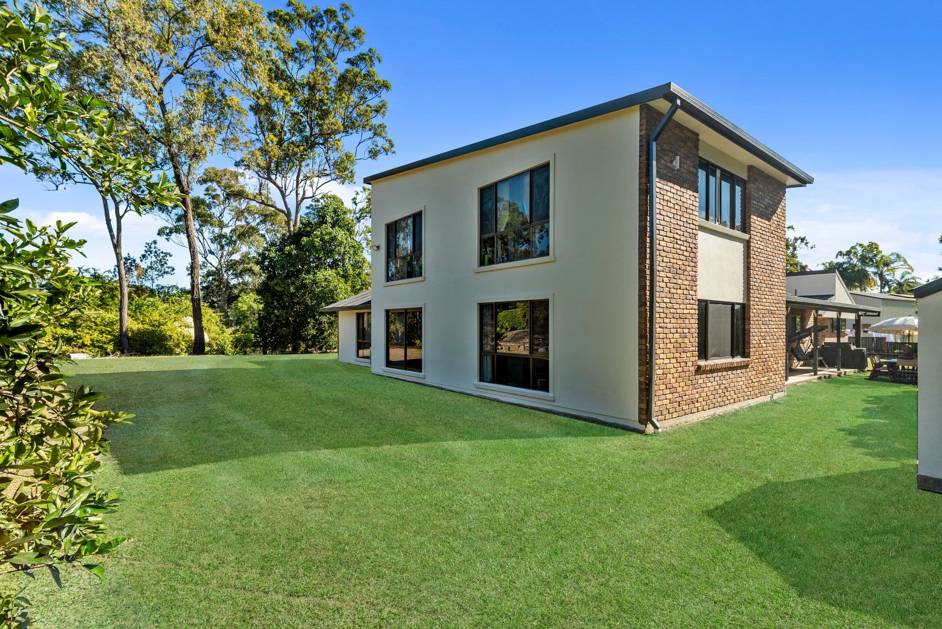 11 Karragata Court, Tallebudgera QLD 4228, Tallebudgera - Thumbnail 2