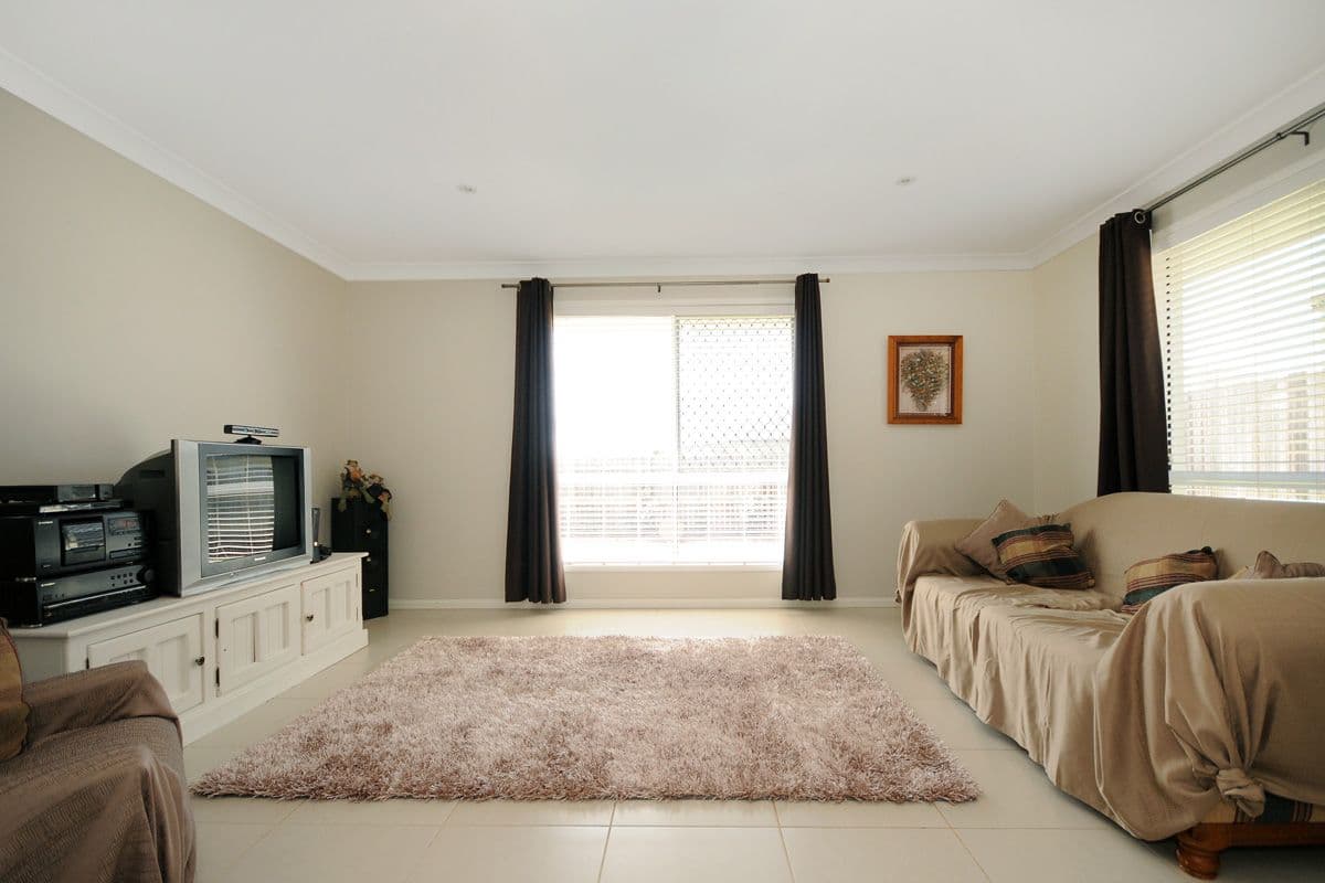 5 Saba Court, MIDDLE RIDGE QLD 4350, Middle Ridge - Thumbnail 2